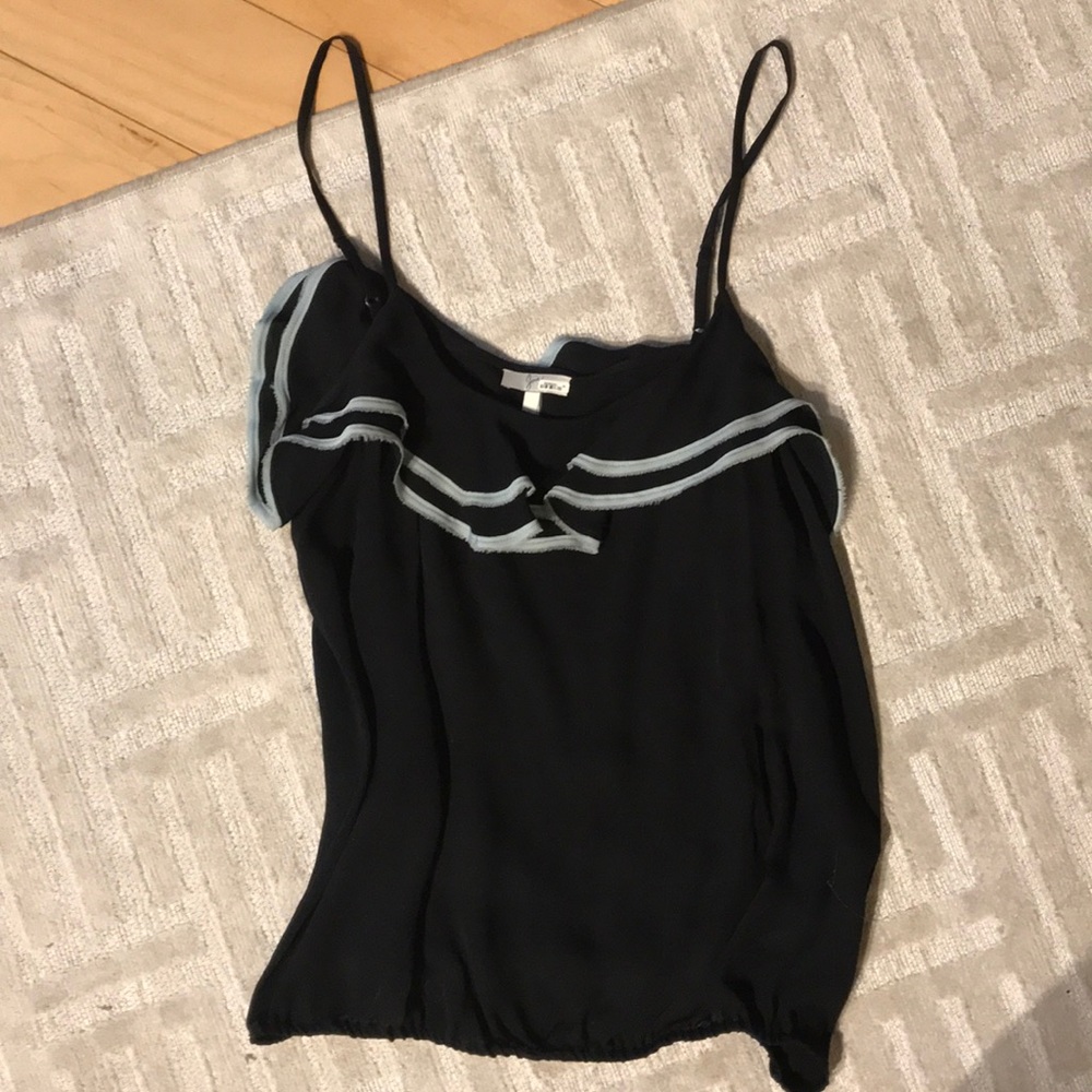 Bubble tank top